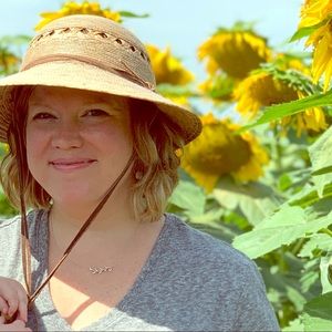 Meet your Posher, Diana